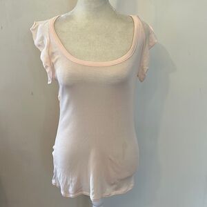 Chaser pale pink ruffled cap sleeve top with cutout back Size M New